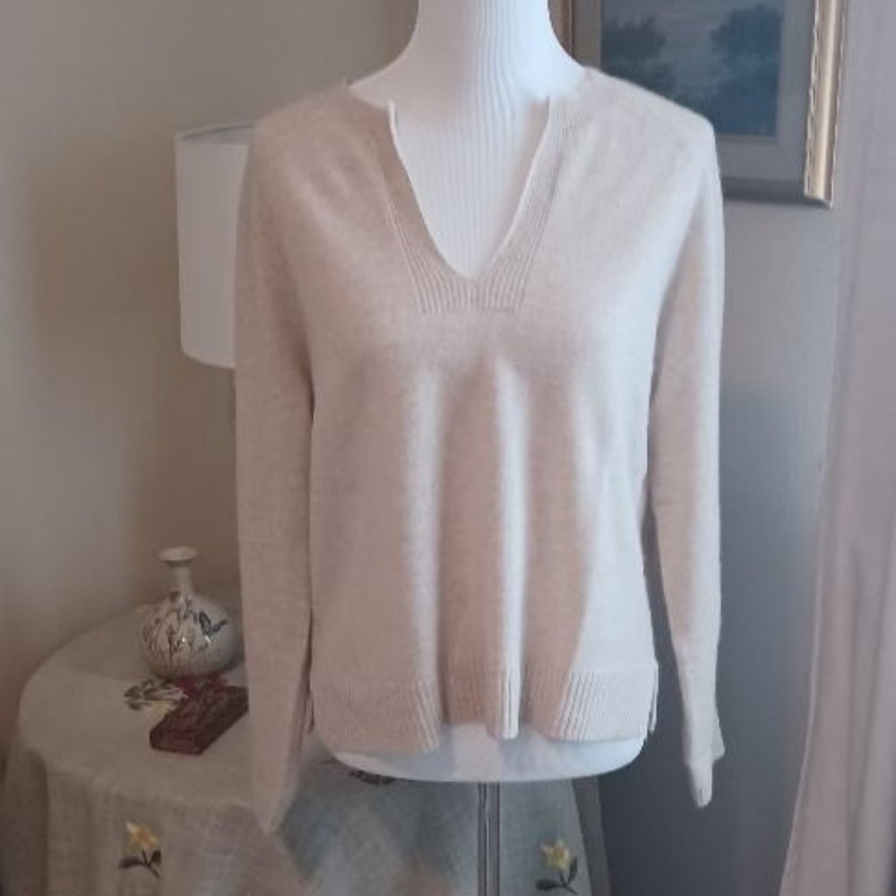 NWOT Beautiful White + Warren Cashmere Sweater
